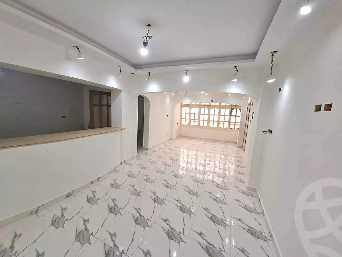 https://aqarmap.com.eg/ar/listing/7139401-for-sale-cairo-15th-of-may-mjwr-31