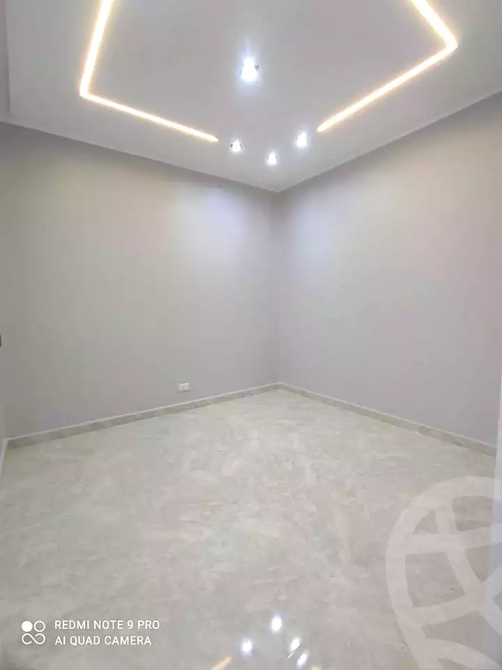 https://aqarmap.com.eg/ar/listing/7139500-for-sale-alexandria-el-asafra-shr-45