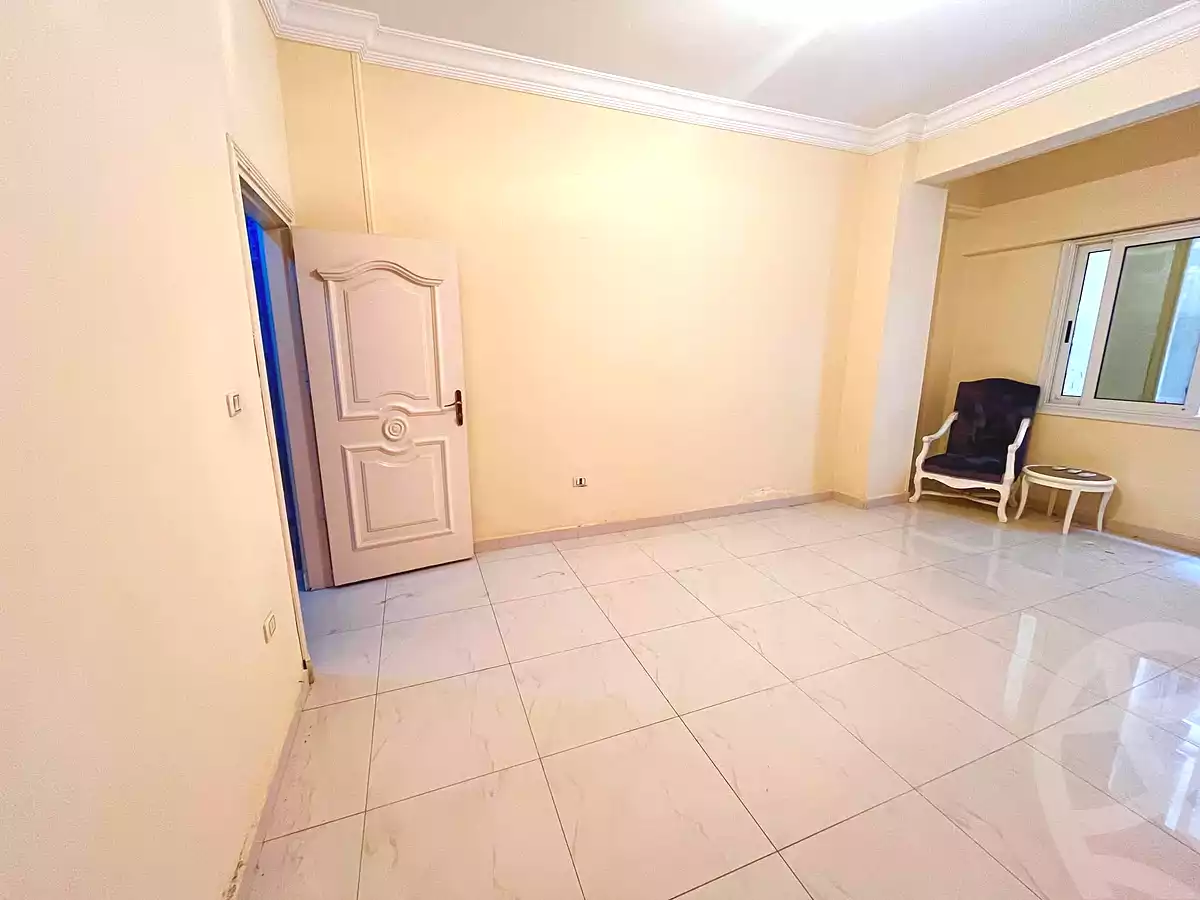 https://aqarmap.com.eg/en/listing/7139524-for-sale-alexandria-zezenia