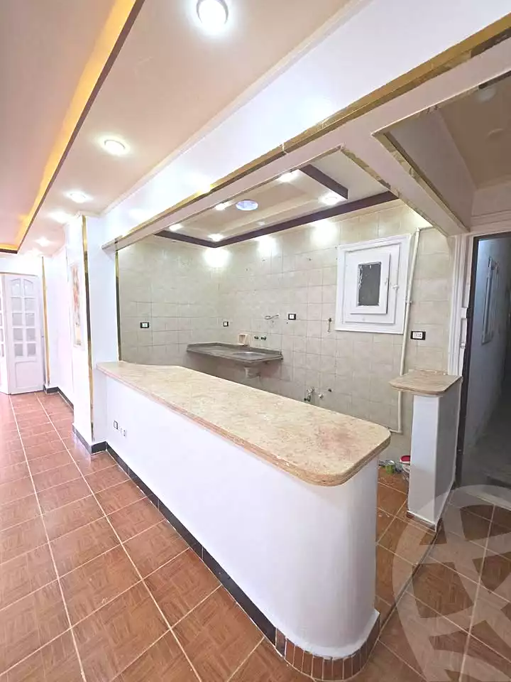 https://aqarmap.com.eg/ar/listing/7139912-for-sale-alexandria-al-agamy-shataa-el-nakheel-no-8-st