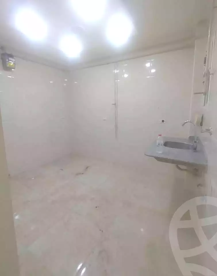 https://aqarmap.com.eg/en/listing/7140015-for-sale-alexandria-lsywf-gamila-abu-herid-st