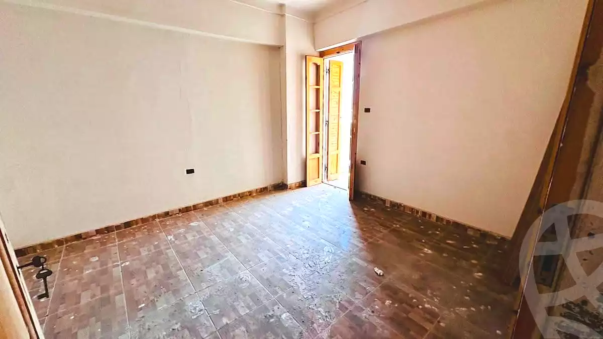 https://aqarmap.com.eg/ar/listing/7140057-for-sale-alexandria-el-asafra-l-sfr-bhry
