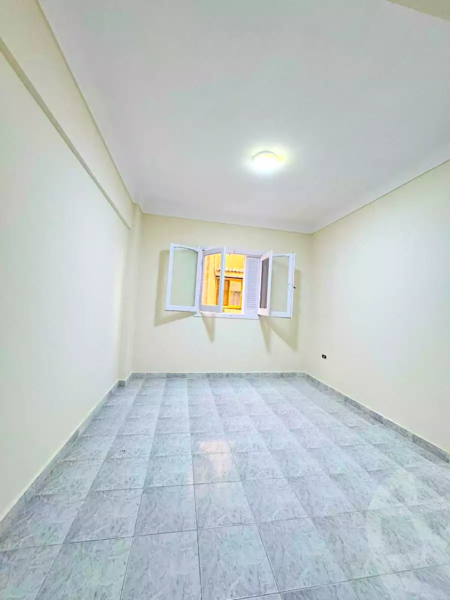 https://aqarmap.com.eg/ar/listing/7140142-for-sale-alexandria-al-agamy-shataa-el-nakheel