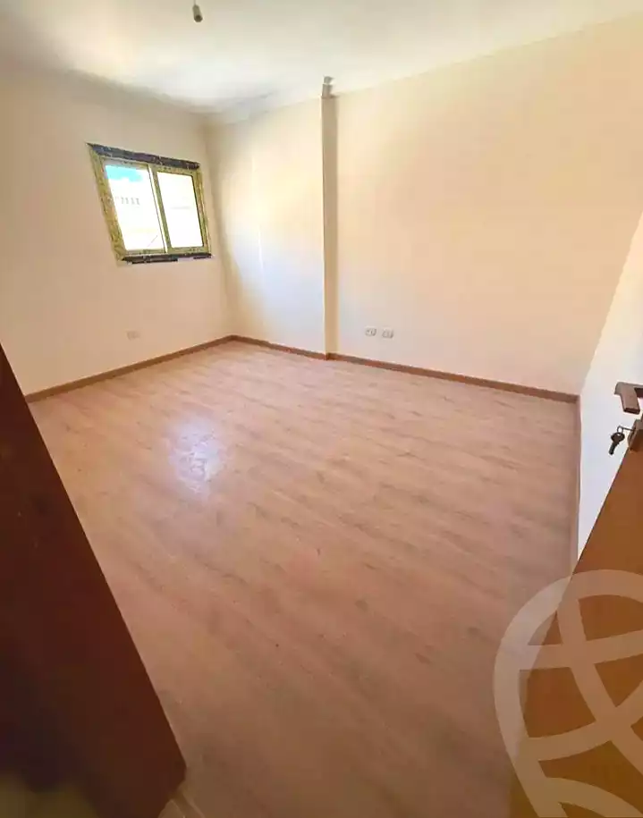 https://aqarmap.com.eg/ar/listing/7140529-for-rent-alexandria-roshdy-al-moaaskar-al-romani-st
