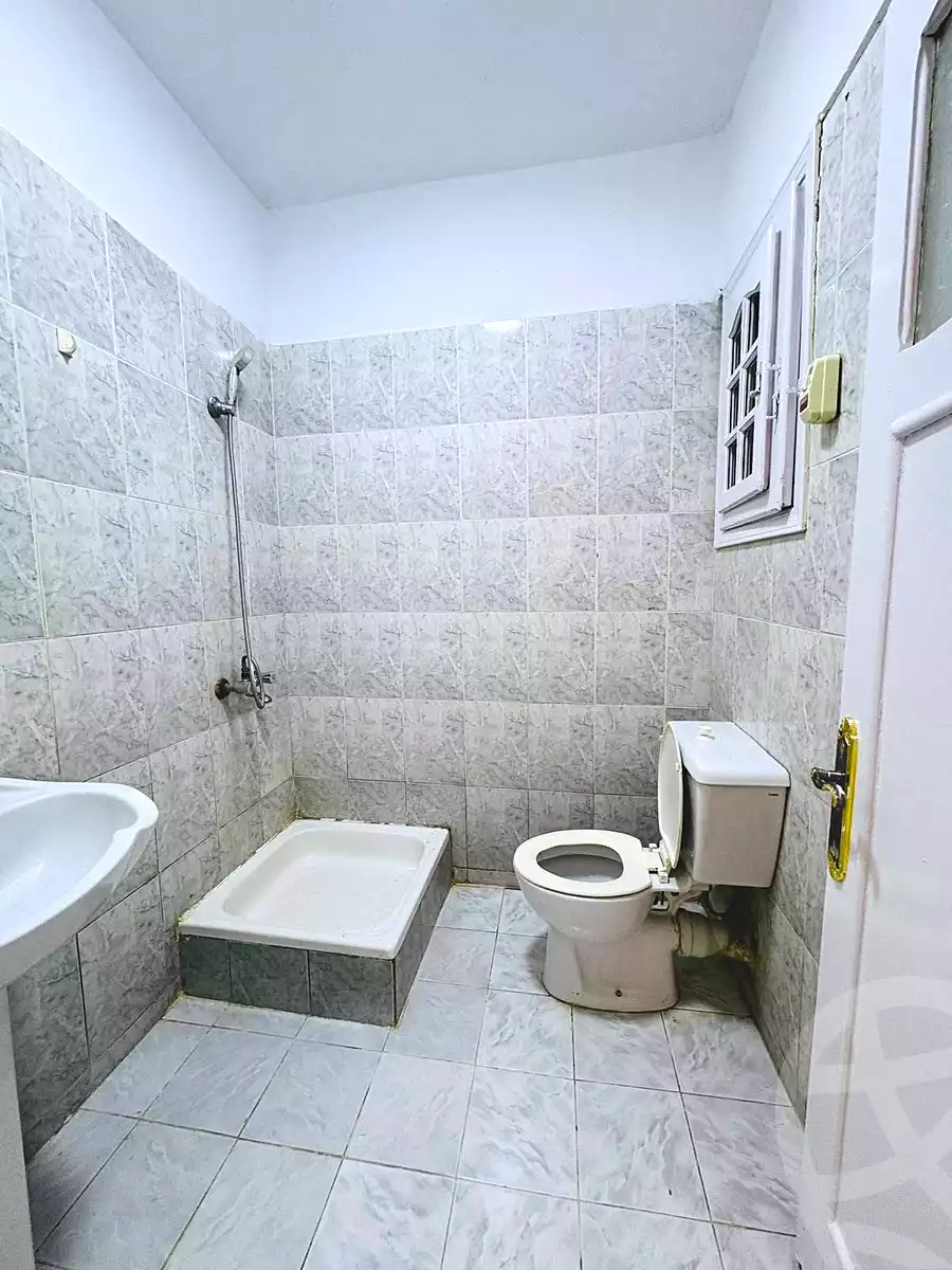 https://aqarmap.com.eg/en/listing/7140684-for-sale-alexandria-al-agamy-shataa-el-nakheel