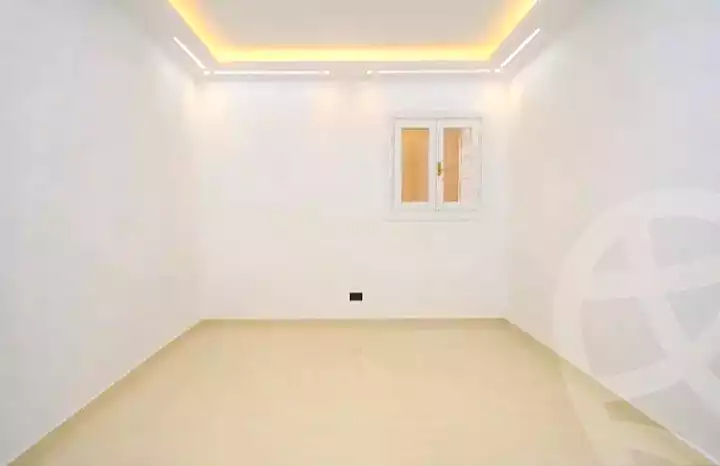 https://aqarmap.com.eg/ar/listing/7140780-for-sale-alexandria-sydy-bshr-sydy-bshr-bhry-mohamed-el-srafi-st.