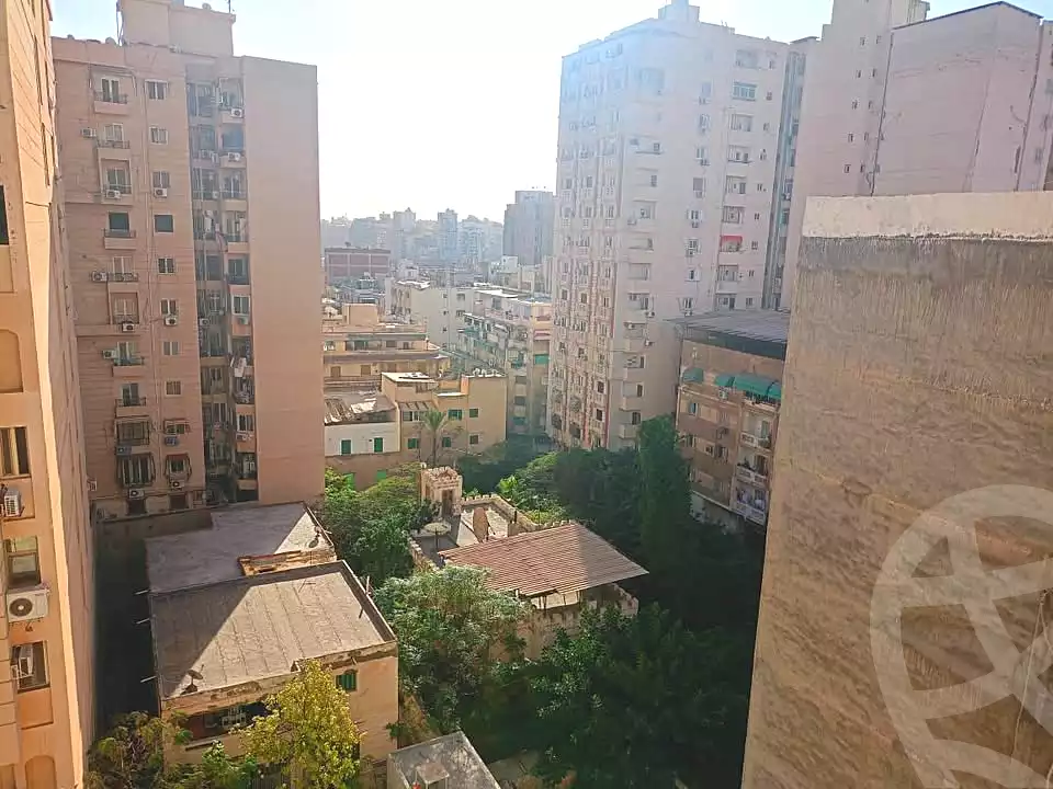 https://aqarmap.com.eg/en/listing/7140844-for-sale-alexandria-ganaklis