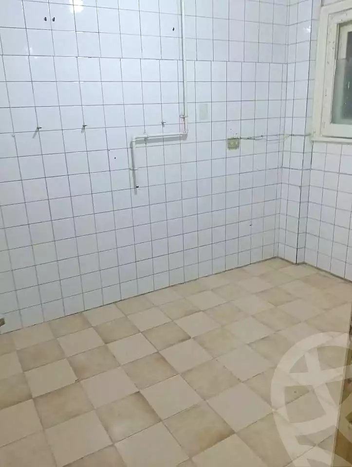 https://aqarmap.com.eg/ar/listing/7141016-for-sale-alexandria-ganaklis