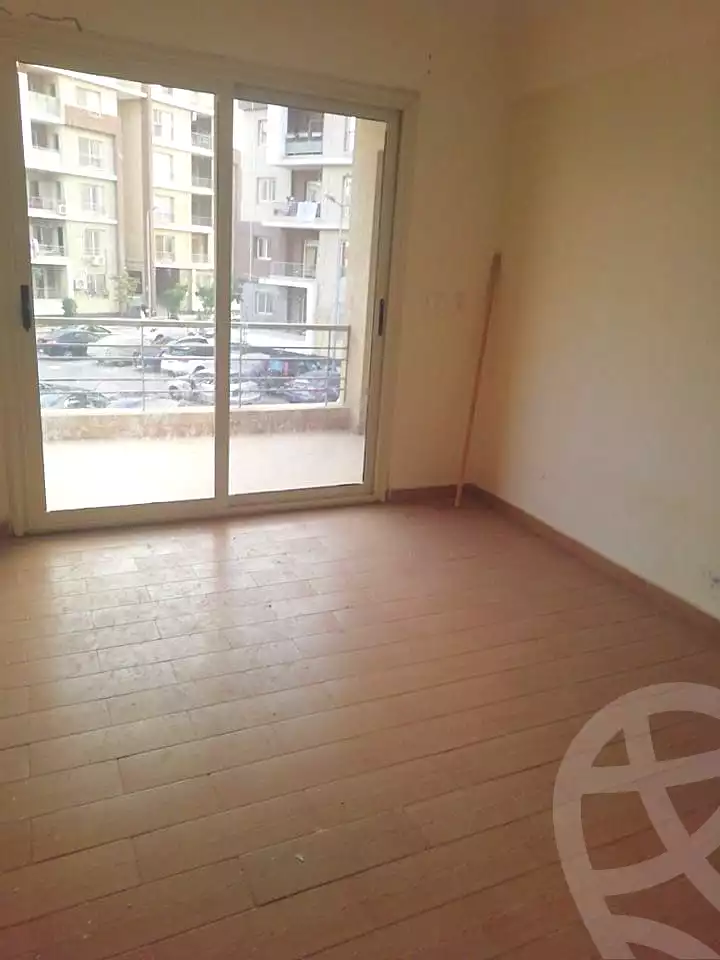 https://aqarmap.com.eg/ar/listing/7141110-for-sale-cairo-new-cairo-compounds-dar-misr-el-koronfel