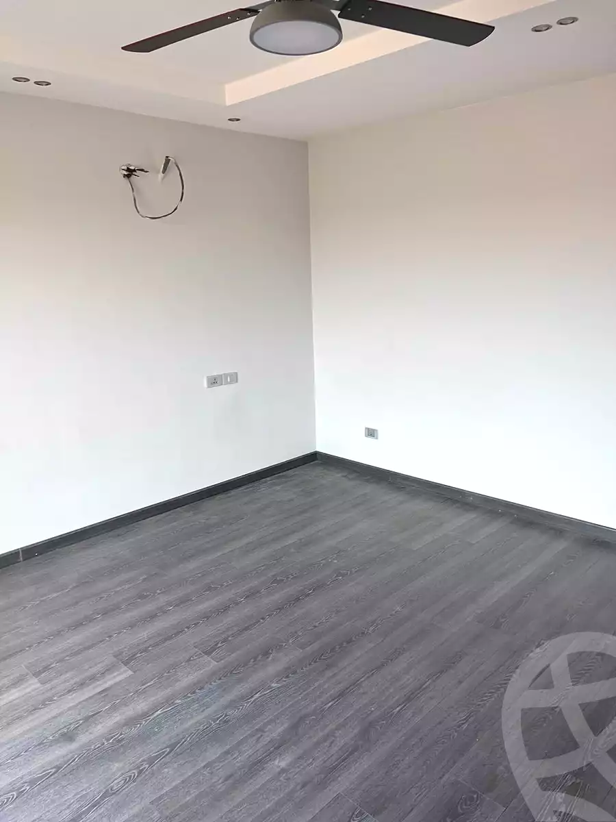 https://aqarmap.com.eg/en/listing/7141101-for-rent-cairo-new-cairo-compounds-the-square