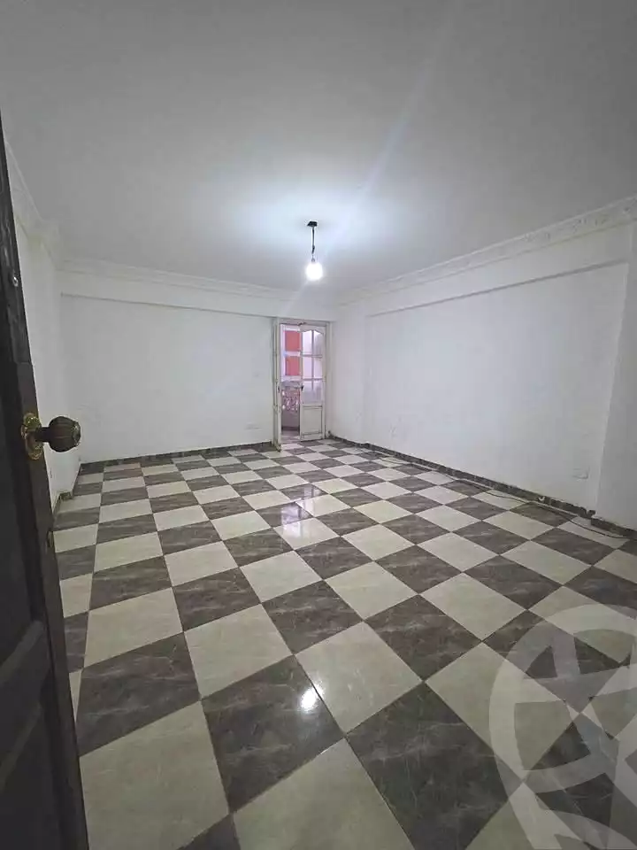 https://aqarmap.com.eg/ar/listing/7141495-for-sale-alexandria-sydy-bshr-sydy-bshr-bhry-gamal-abd-el-nasir-st