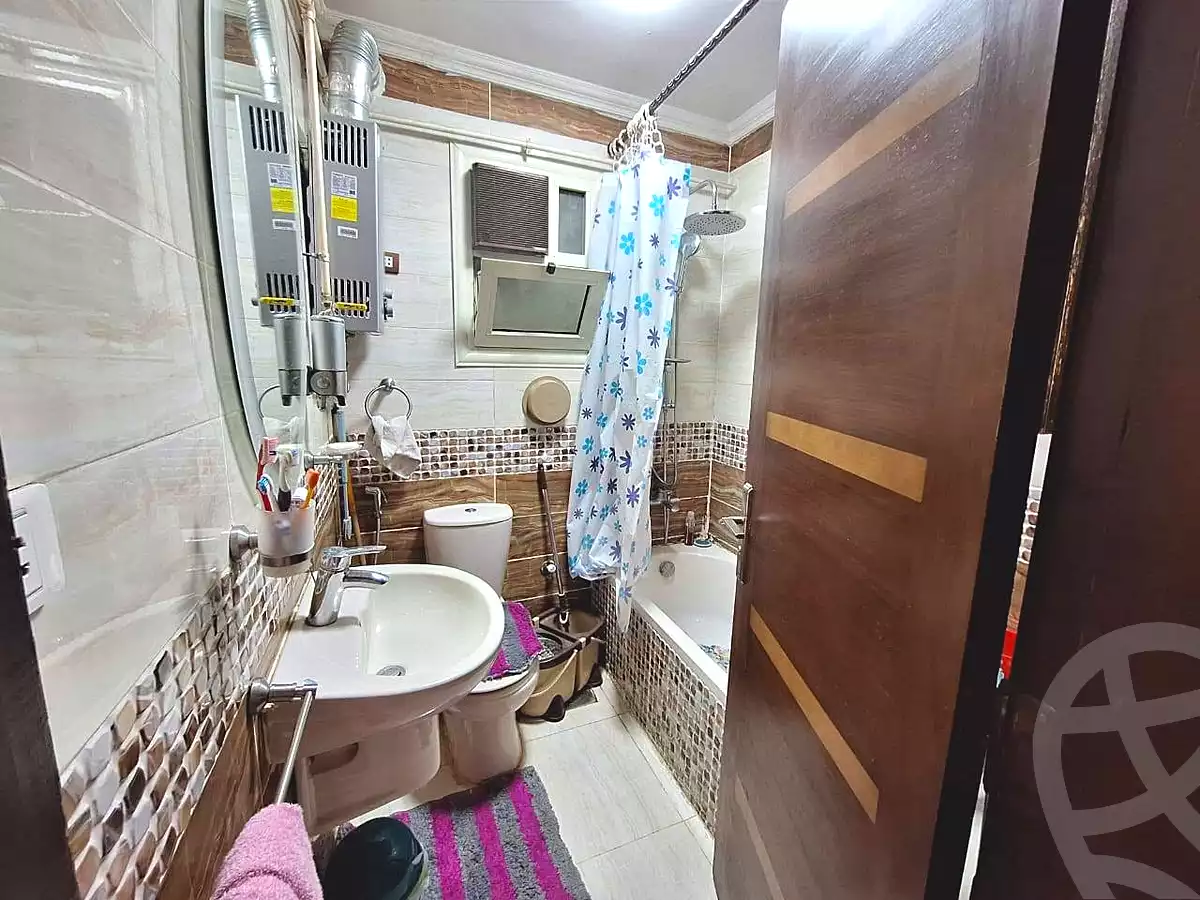https://aqarmap.com.eg/ar/listing/7141524-for-sale-cairo-nozha-2-el-khamseen-st