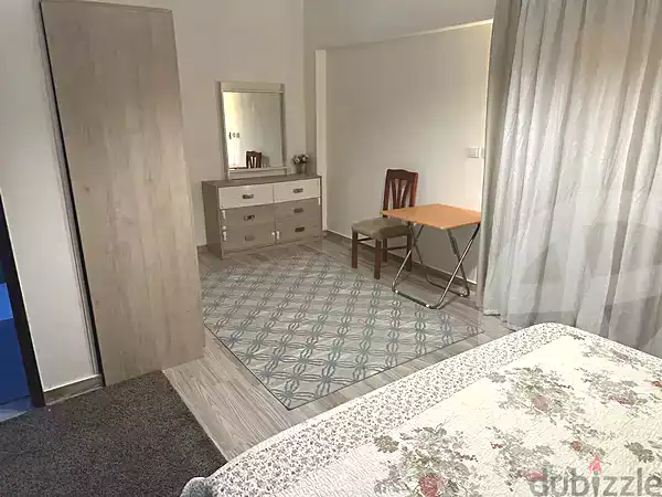 https://aqarmap.com.eg/ar/listing/7141515-for-rent-cairo-6th-of-october-compounds-mashareq