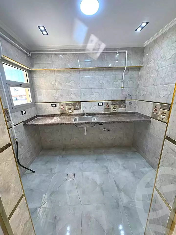 https://aqarmap.com.eg/ar/listing/7141736-for-sale-alexandria-el-asafra-shr-45