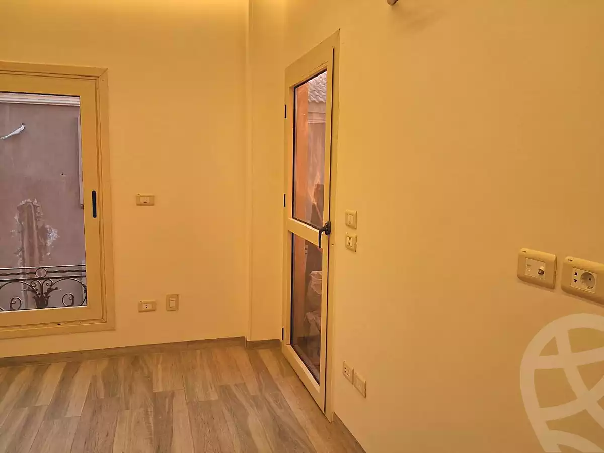 https://aqarmap.com.eg/ar/listing/7141815-for-rent-cairo-el-sheikh-zayed-city-compounds-el-khamayel