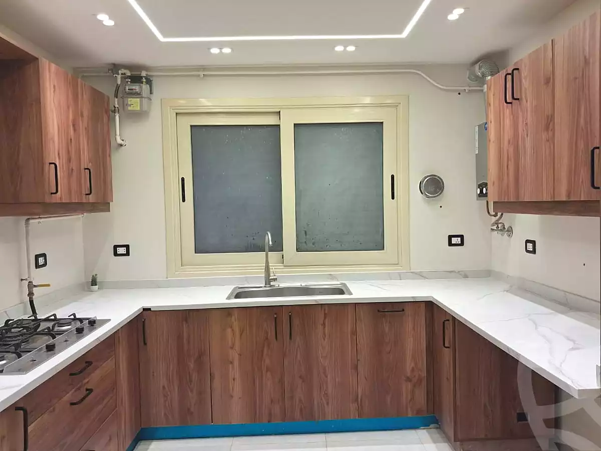 https://aqarmap.com.eg/ar/listing/7141815-for-rent-cairo-el-sheikh-zayed-city-compounds-el-khamayel