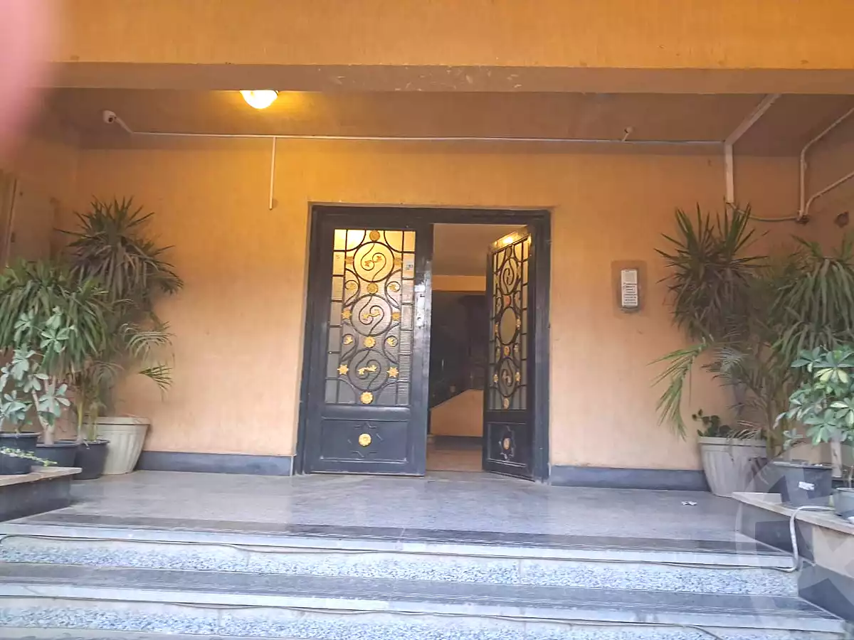https://aqarmap.com.eg/ar/listing/7141815-for-rent-cairo-el-sheikh-zayed-city-compounds-el-khamayel