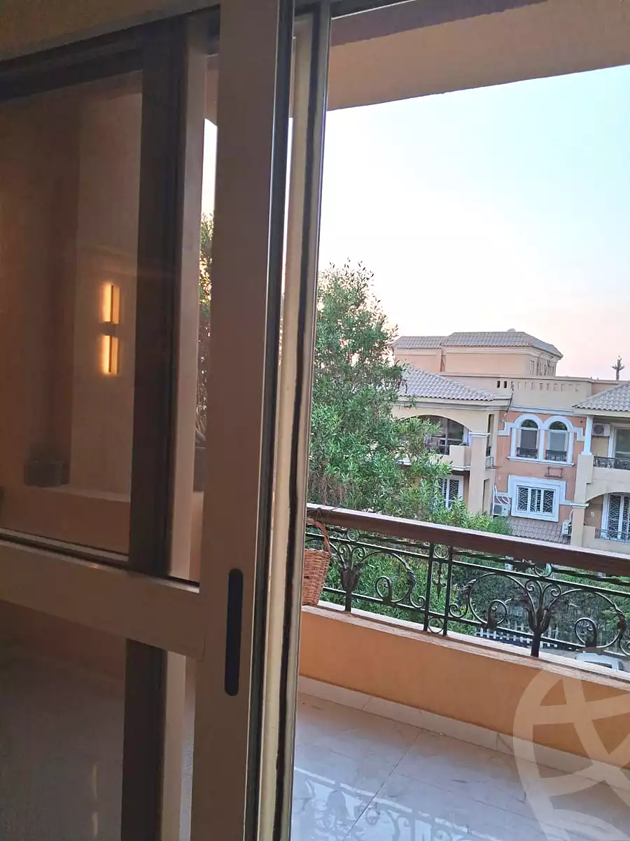 https://aqarmap.com.eg/ar/listing/7141815-for-rent-cairo-el-sheikh-zayed-city-compounds-el-khamayel