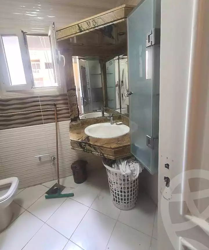https://aqarmap.com.eg/ar/listing/7141790-for-sale-alexandria-lsywf-shamaa