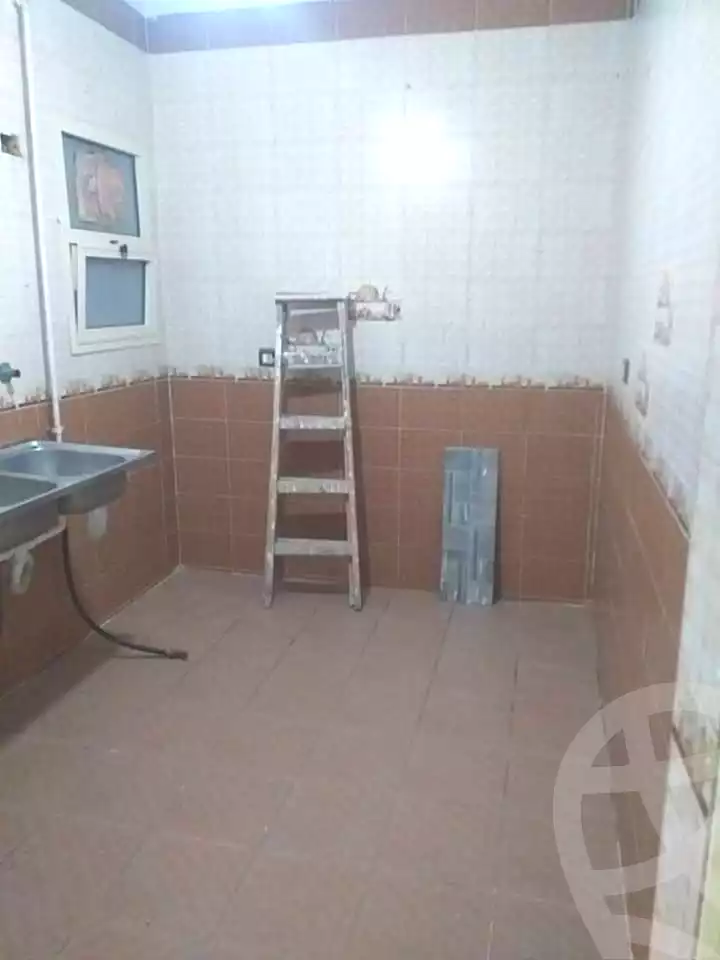 https://aqarmap.com.eg/ar/listing/7142037-for-sale-cairo-faisal-kafr-tohormos-queen-nazli-st