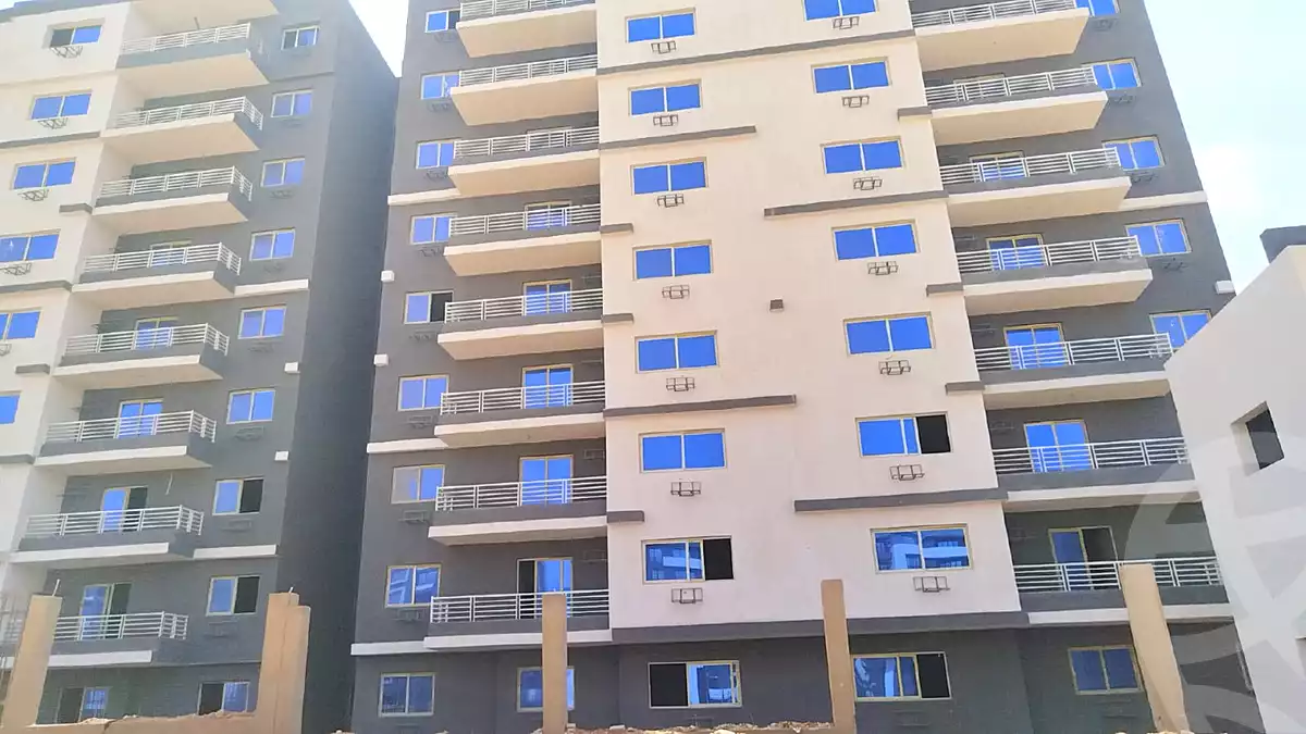 https://aqarmap.com.eg/en/listing/7142044-for-sale-cairo-new-administrative-capital-r7-kmbwnd-stw