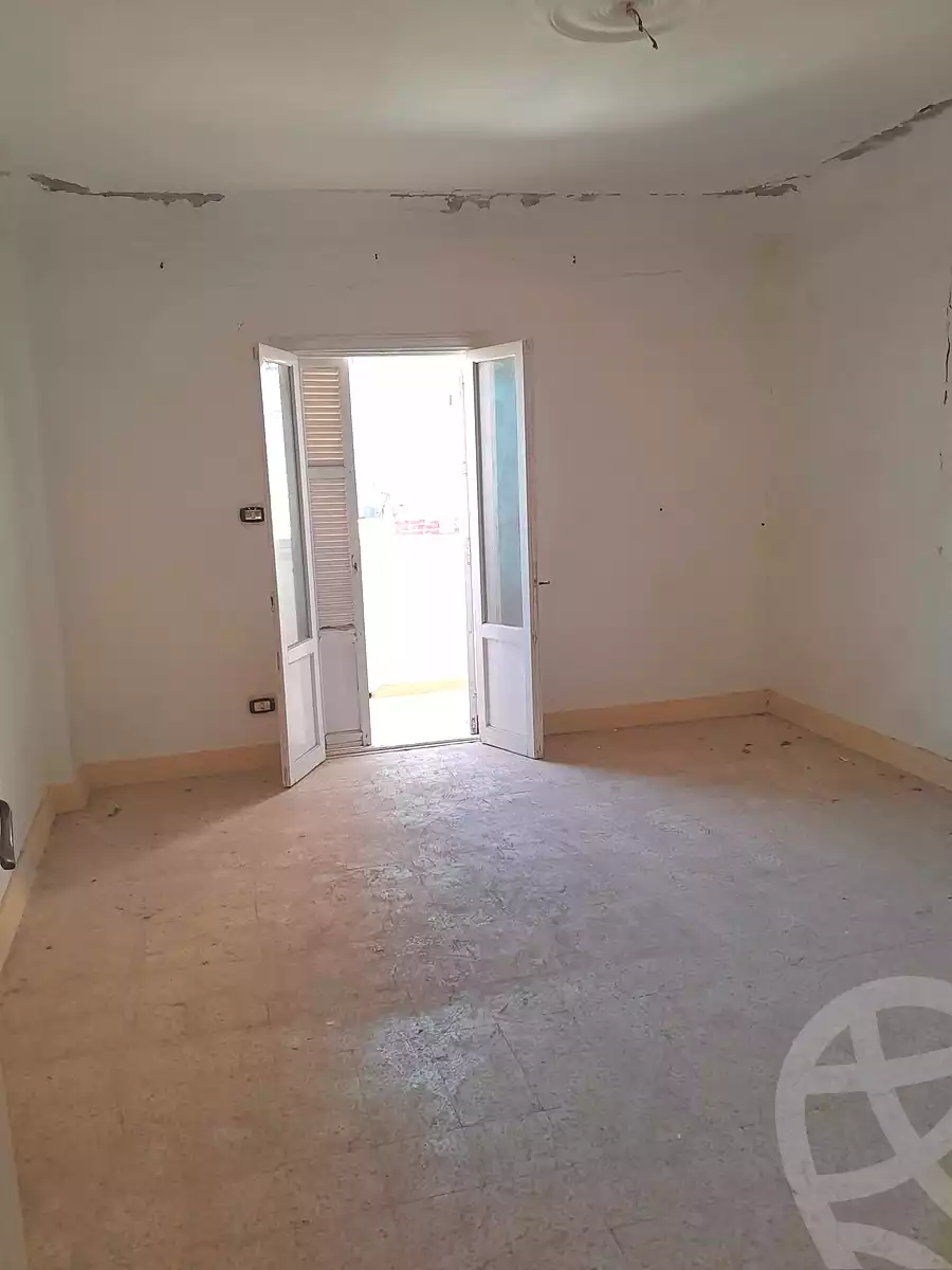 https://aqarmap.com.eg/ar/listing/7142205-for-sale-alexandria-al-agamy-el-hanouvel-el-salam-st