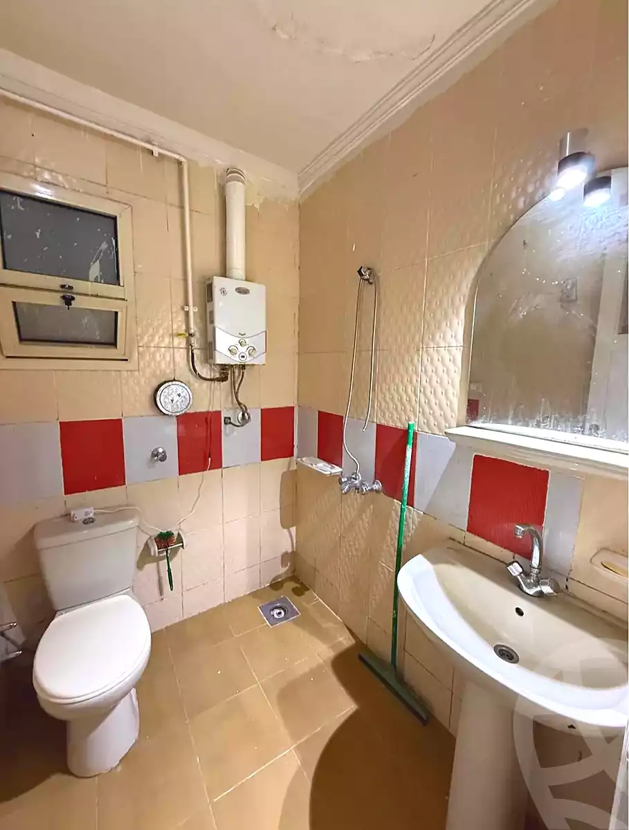 https://aqarmap.com.eg/en/listing/7142224-for-sale-alexandria-el-asafra-ahmed-tiesser-st