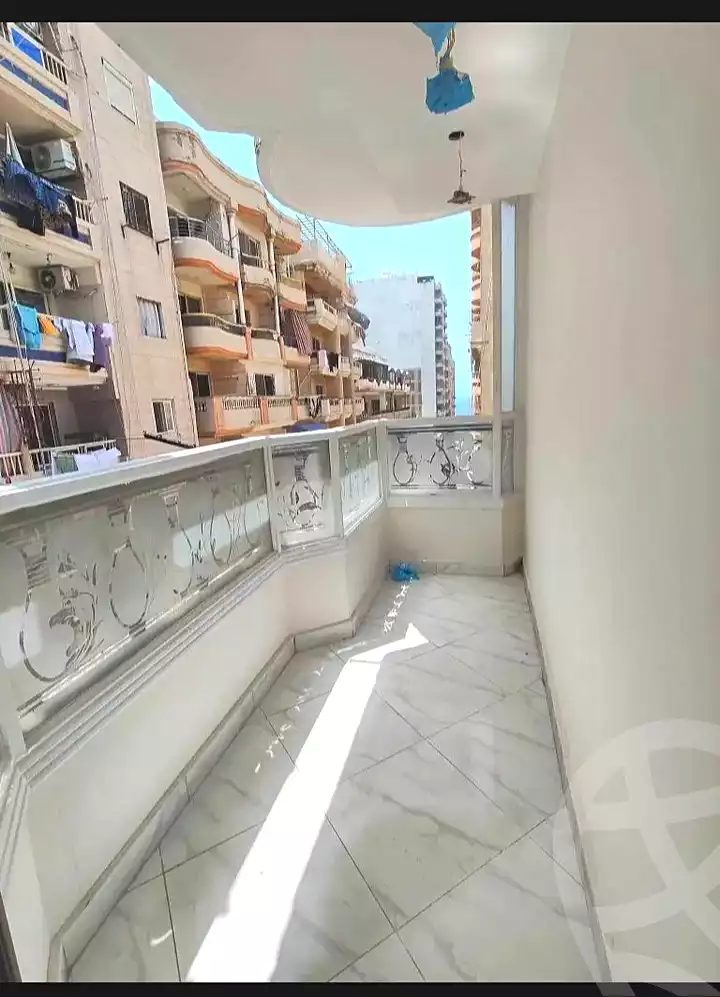 https://aqarmap.com.eg/ar/listing/7142256-for-sale-alexandria-sydy-bshr