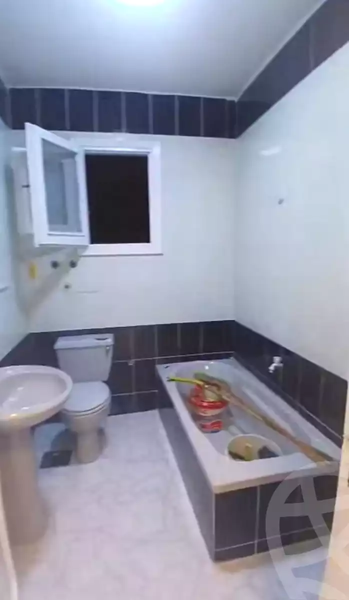 https://aqarmap.com.eg/en/listing/7142307-for-sale-alexandria-al-agamy-shataa-el-nakheel