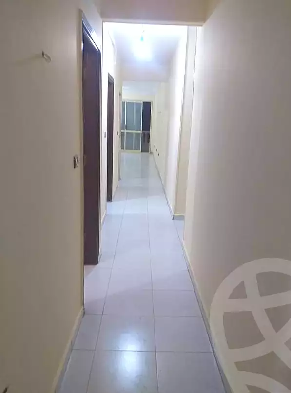 https://aqarmap.com.eg/ar/listing/7142339-for-sale-cairo-faisal-kafr-tohormos-queen-nazli-st