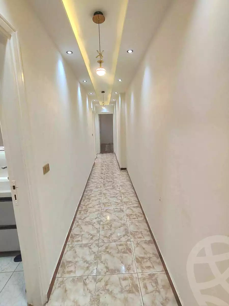 https://aqarmap.com.eg/ar/listing/7142783-for-sale-alexandria-miami-el-sebaey-st