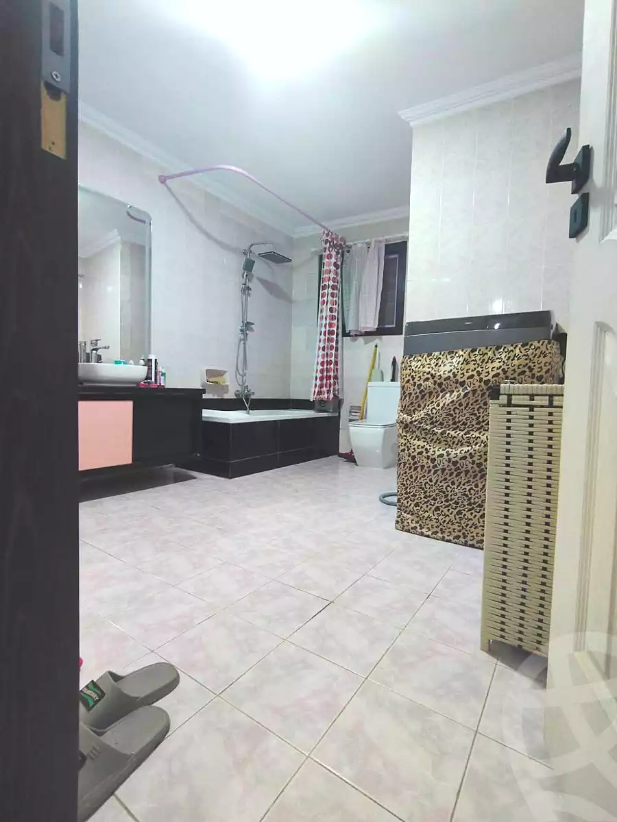 https://aqarmap.com.eg/ar/listing/7142964-for-sale-alexandria-al-agamy-lbytsh-ain-shams-st