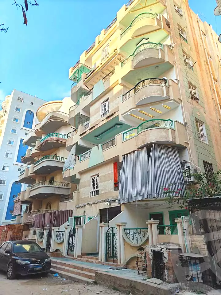 https://aqarmap.com.eg/ar/listing/7143117-for-sale-alexandria-al-agamy-shataa-el-nakheel