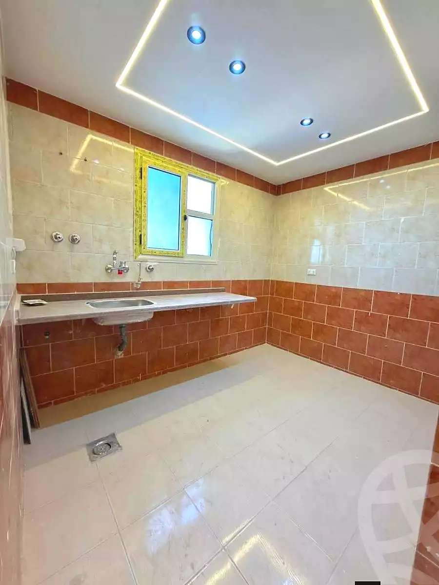 https://aqarmap.com.eg/ar/listing/7143142-for-sale-alexandria-al-agamy-lbytsh