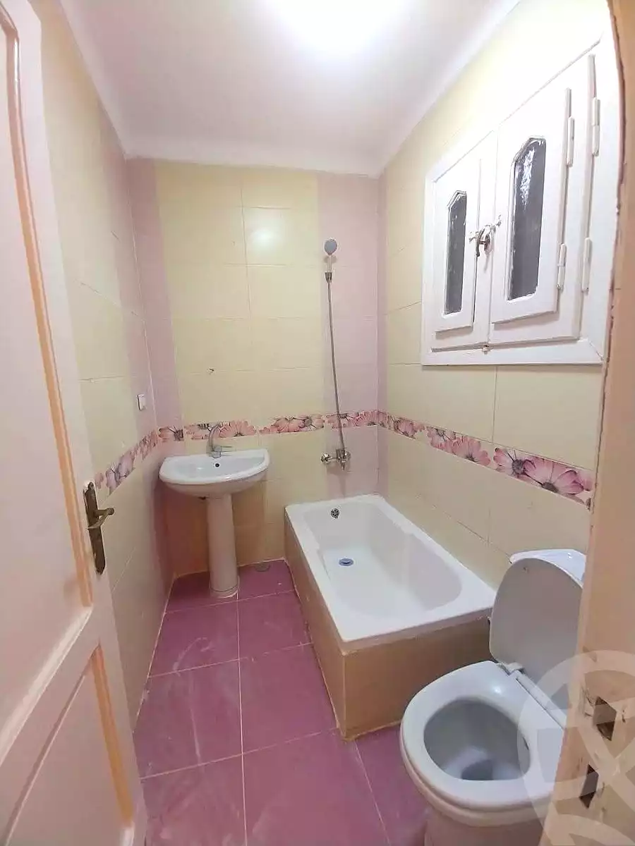 https://aqarmap.com.eg/ar/listing/7143309-for-sale-alexandria-al-agamy-shataa-el-nakheel