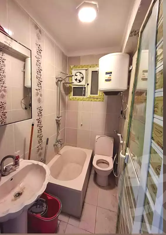 https://aqarmap.com.eg/en/listing/7143342-for-sale-alexandria-lsywf-el-falki