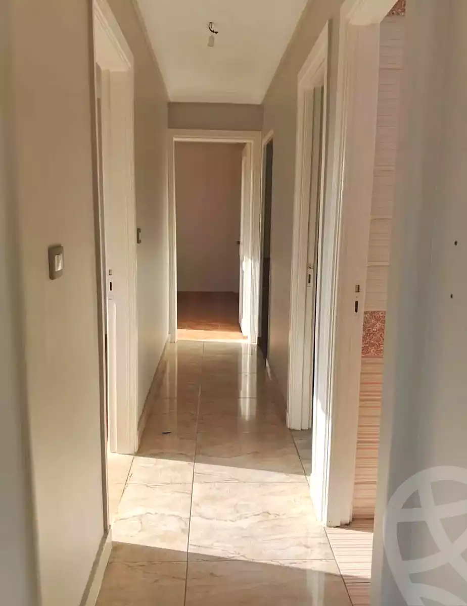 https://aqarmap.com.eg/ar/listing/7143460-for-rent-alexandria-lsywf-abd-el-razek-el-sanhoury-st