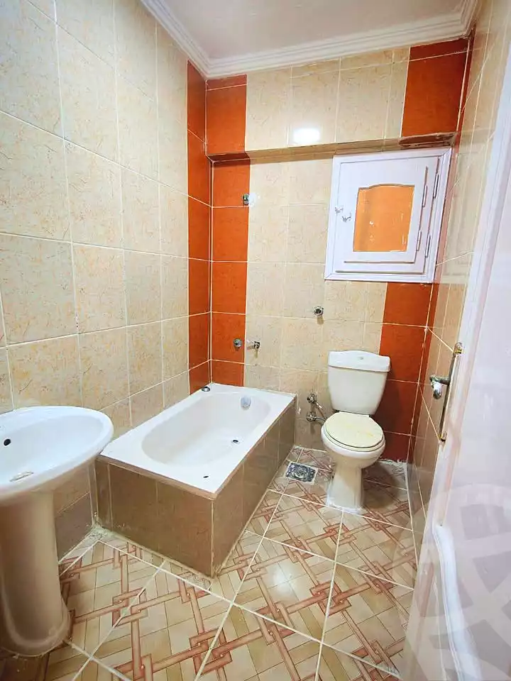 https://aqarmap.com.eg/ar/listing/7143556-for-sale-alexandria-al-agamy-shataa-el-nakheel