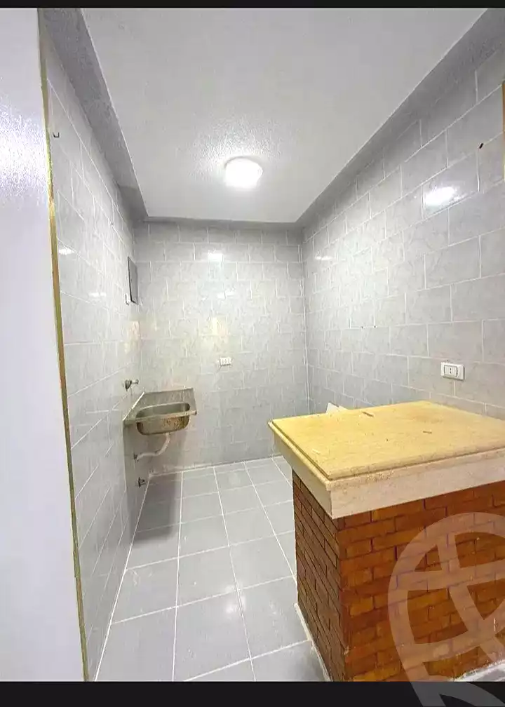 https://aqarmap.com.eg/ar/listing/7143728-for-sale-alexandria-al-agamy-shataa-el-nakheel