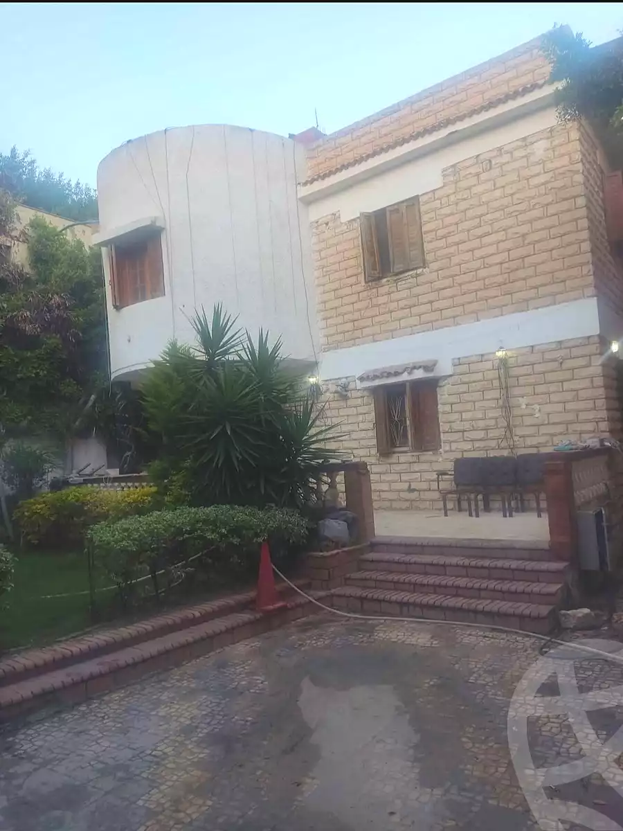 https://aqarmap.com.eg/ar/listing/7143858-for-sale-alexandria-al-agamy-lbytsh-el-lewaa-hasan-anas-st