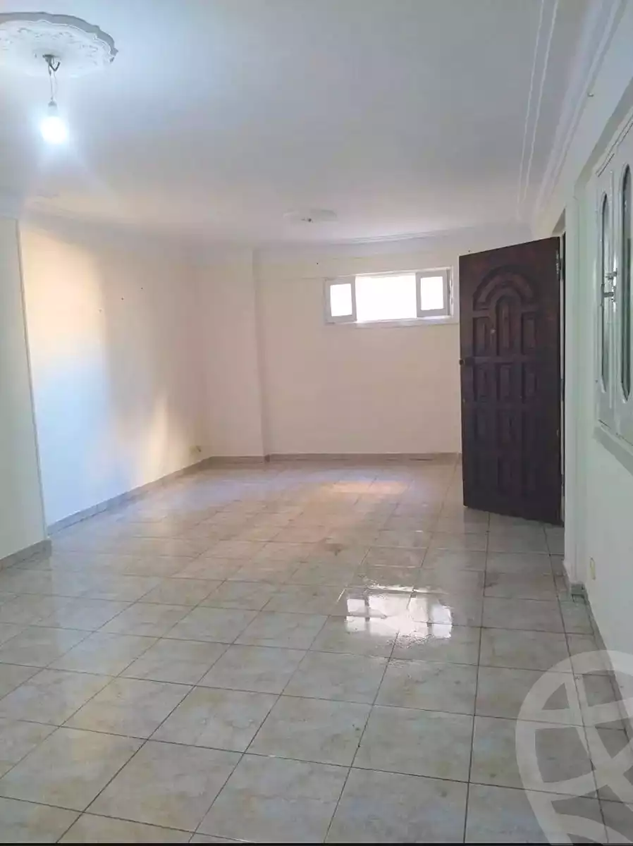 https://aqarmap.com.eg/ar/listing/7143968-for-rent-alexandria-sydy-bshr-sydy-bshr-bhry-shr-mhmwd-l-yswy