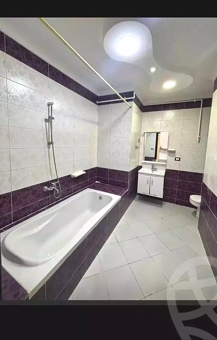https://aqarmap.com.eg/ar/listing/7144086-for-sale-alexandria-miami-45-street
