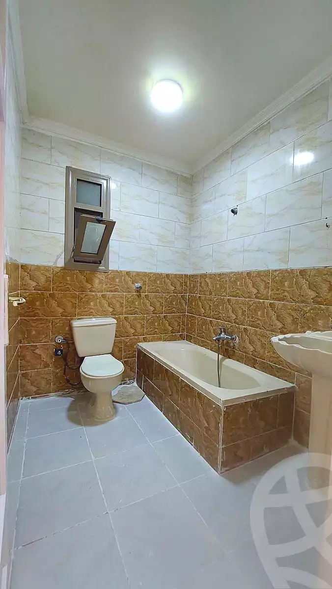 https://aqarmap.com.eg/en/listing/7144495-for-sale-alexandria-al-agamy-shataa-el-nakheel