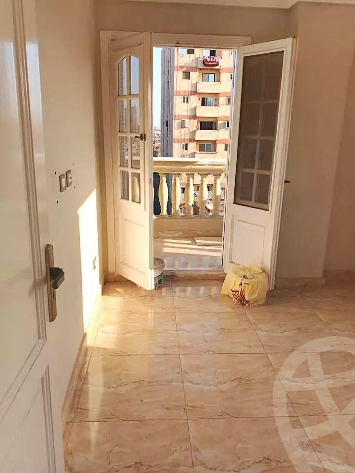 https://aqarmap.com.eg/ar/listing/7144813-for-rent-alexandria-lsywf-shamaa