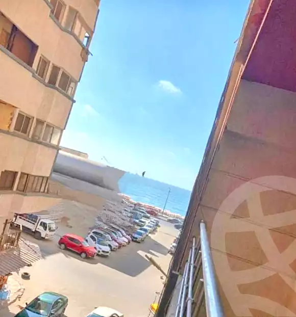 https://aqarmap.com.eg/ar/listing/7138423-for-rent-alexandria-sydy-bshr