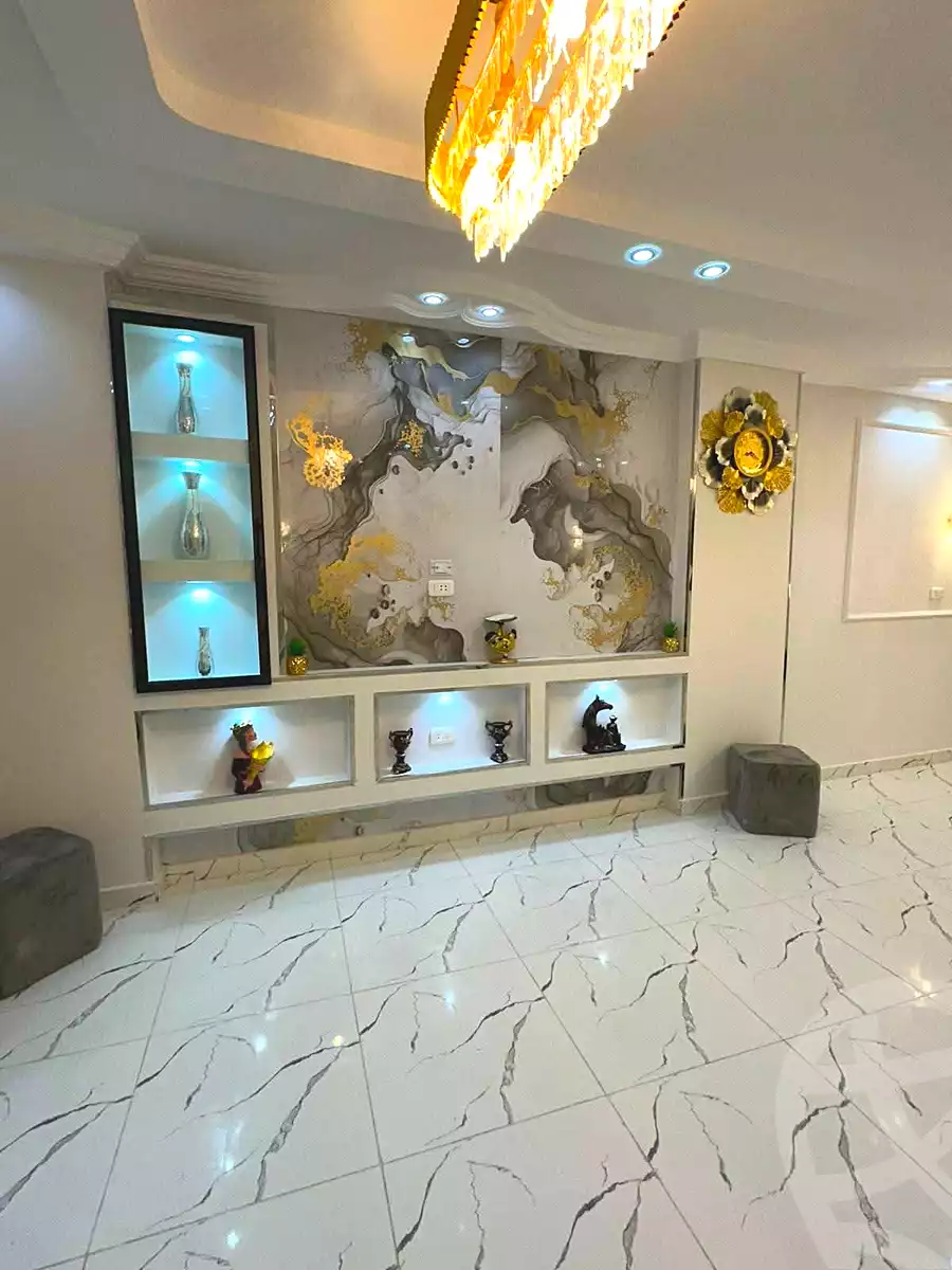 https://aqarmap.com.eg/ar/listing/7145056-for-sale-cairo-ain-shams-ahmed-esmat-st