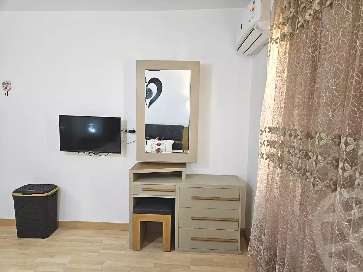 https://aqarmap.com.eg/en/listing/7145572-for-sale-cairo-el-sheikh-zayed-city-el-hay-elthamen-area-1