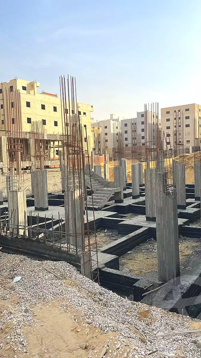 https://aqarmap.com.eg/en/listing/7145769-for-sale-cairo-new-cairo-bait-el-watan-sixth-neighborhood