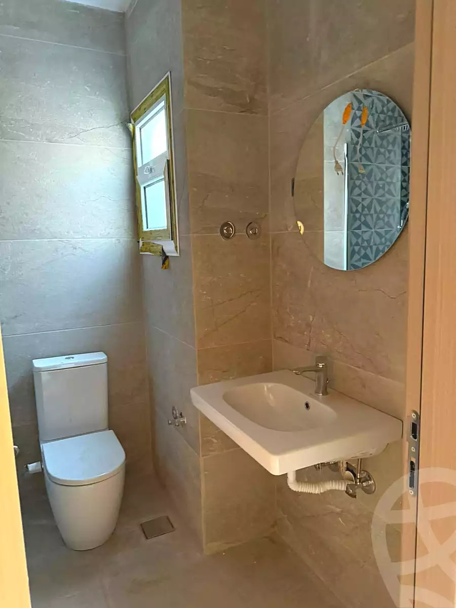 https://aqarmap.com.eg/ar/listing/7145785-for-sale-cairo-el-sheikh-zayed-city-compounds-el-yasmeen-compound