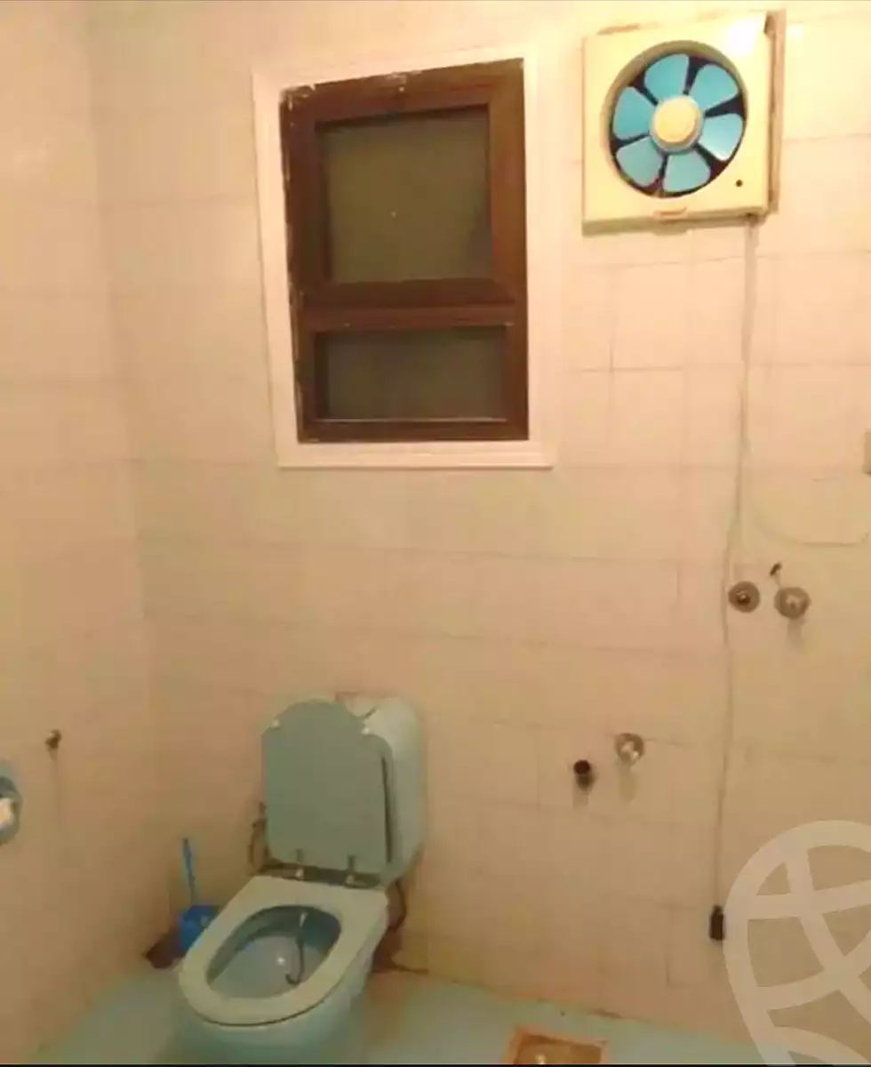 https://aqarmap.com.eg/ar/listing/7145964-for-rent-alexandria-ganaklis